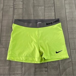 Nike Pro shorts size XL